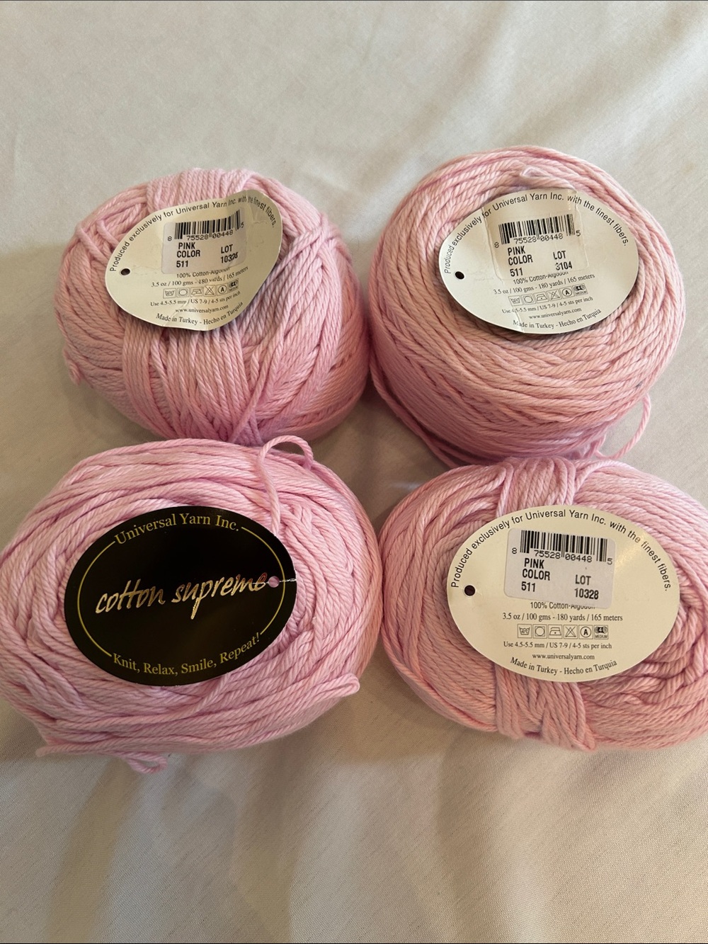Universal Cotton Supreme Yarn Balls in Light Pink
